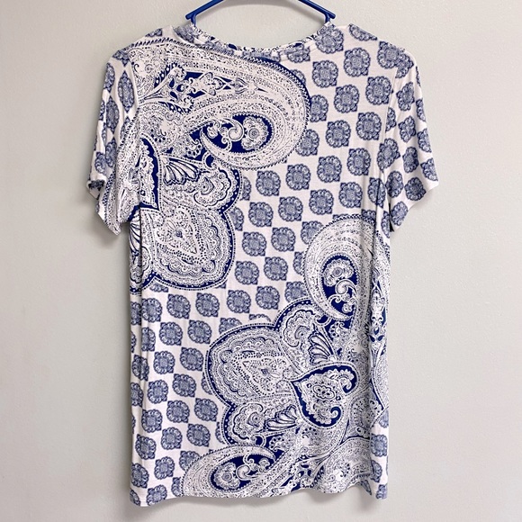 CHICO'S TOP - SMALL - Picture 7 of 9